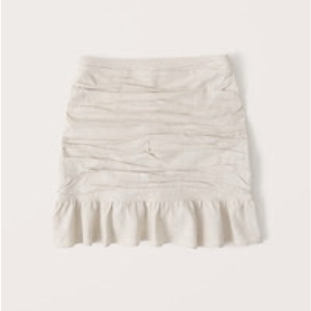 Women's Ruched Mini Skirt Elegant Cream